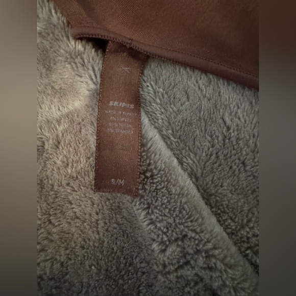 SKIMS Bodysuit - Picture 3 of 3